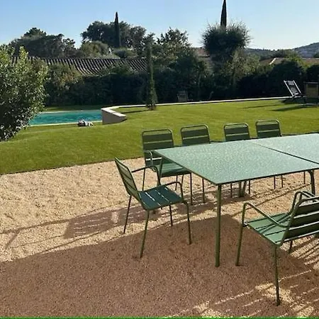 4 Beds * Grimaud